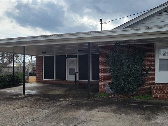 3rd image of 2400 S Robeson Ave