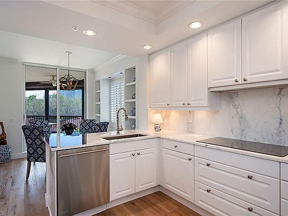 3rd image of 8960 Bay Colony Dr APT 204