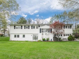 251 Whisconier Rd, Brookfield, CT 06804