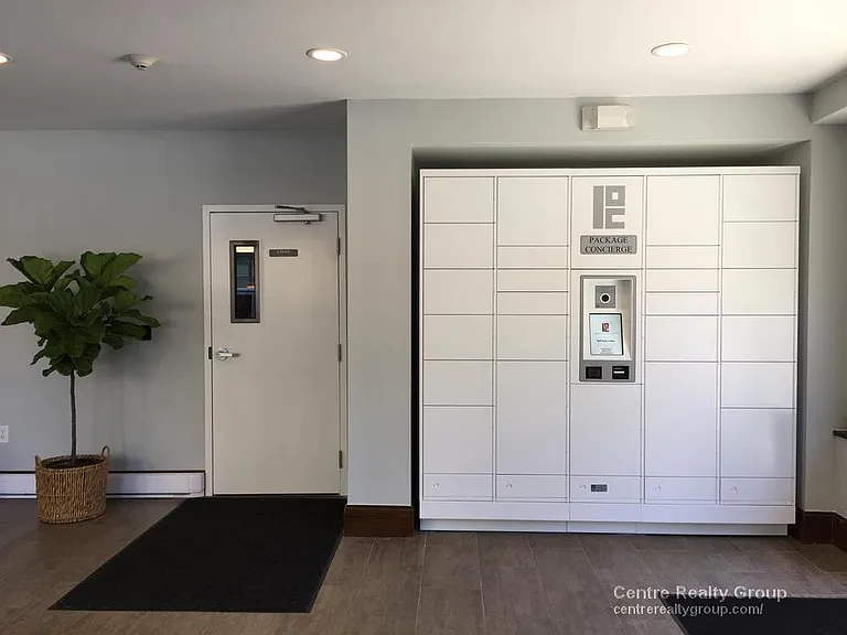 339 D St #5D — Photo 12