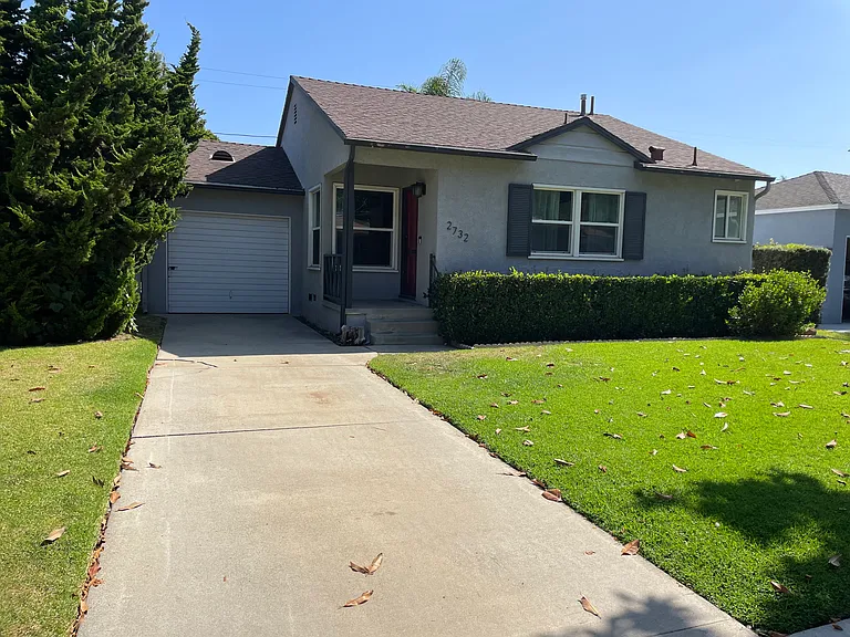 2732 S Westgate Ave — Photo 2