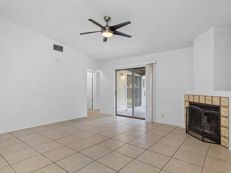 2823 Ash Field Dr — Photo 7