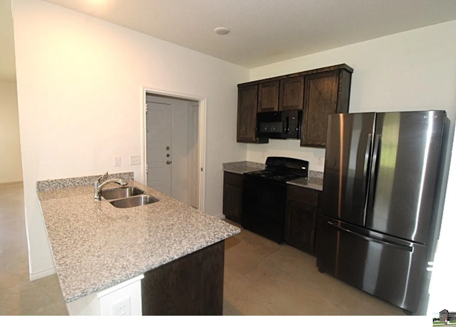 102 Lost Trail Unit B, Copperas Cove TX 76522 — Photo 4