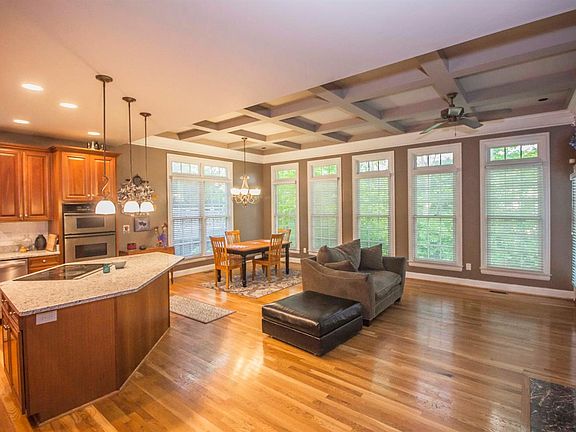 4th image of 5048 Ivybridge Dr