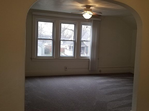 2nd image of 442 Orange St #3