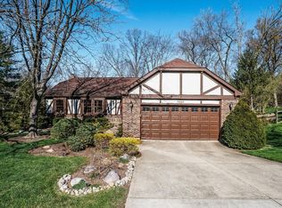 5820 Squire Hill Ct, Cincinnati, OH 45241