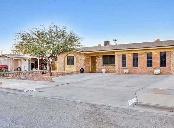 2nd image of 835 Mont Blanc Dr