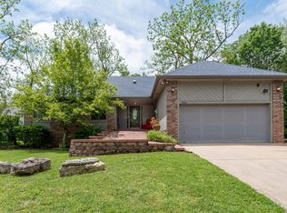 2244 E Belmont Ct, Springfield, MO 65802