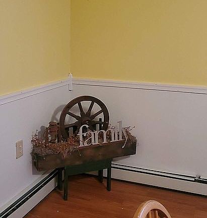 Dining room chair rail and color