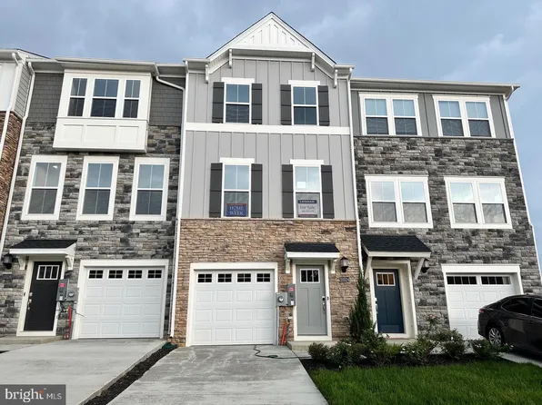 5476 Aberdeen Pl, White Plains, MD 20695