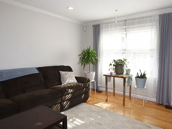 5th image of 65 Boxberry Ln Unit 65