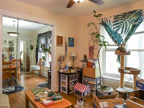 5th image of 3717 N Wolcott Ave #2