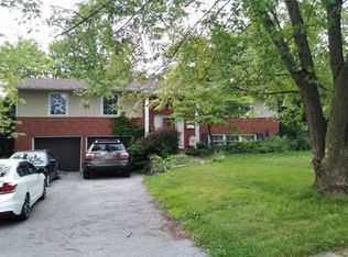 6429 Clark Dr, Woodridge, IL 60517
