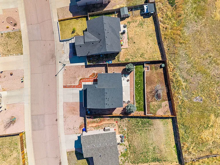 7323 Willowdale Dr — Photo 6