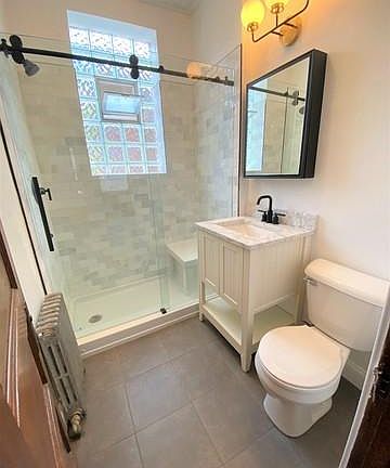 2nd image of 3652 N Janssen Ave #1