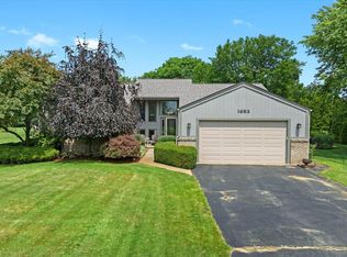 1683 Majon Dr, Highland, MI