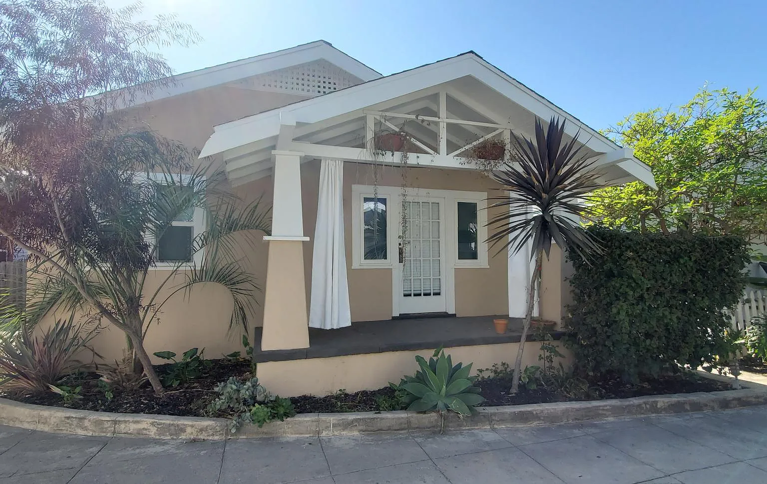 1 bed, 800 sqft, $2,650 — Photo 1