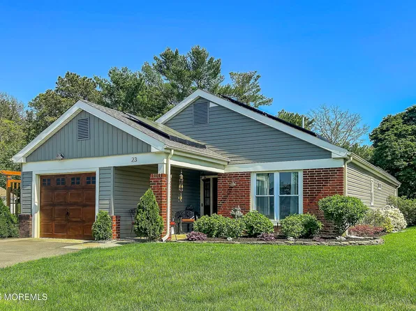 23 Lambeth Lane, Manchester, NJ 08759