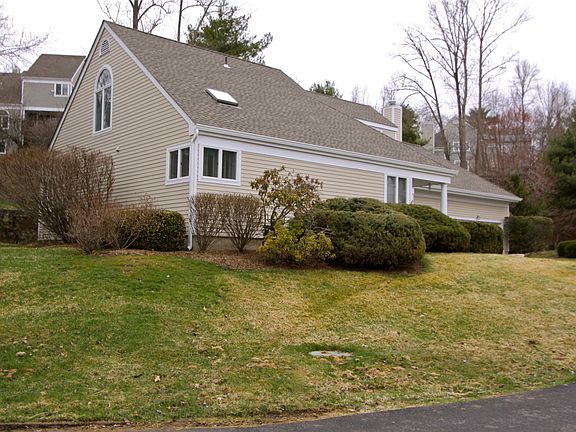 2nd image of 3 Elizabeth Ct