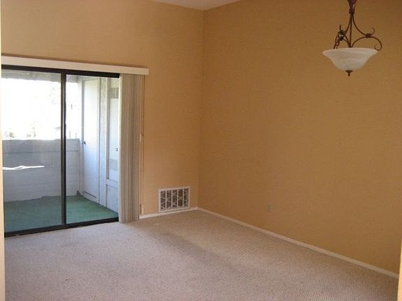 3rd image of 7677 Arbor Creek Cir
