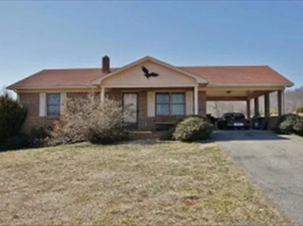 613 Timber Ridge Rd, Glade Hill, VA 24092