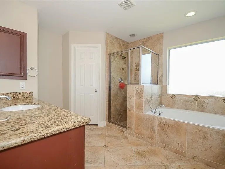 6510 Ashland Terrace Ln — Photo 13