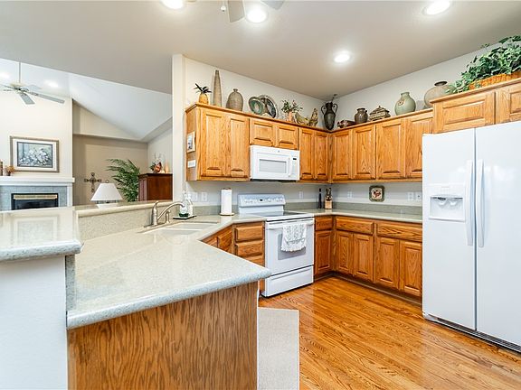 4th image of 13 Milford Ln