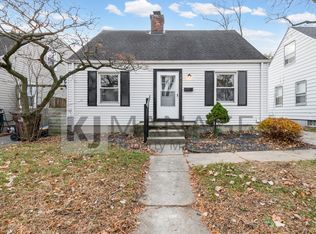 34251 Harroun St, Wayne, MI 48184