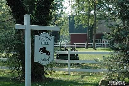 1st image of 7 Equine Ln