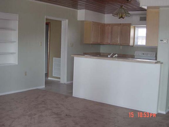 2nd image of 833 Orange Ave