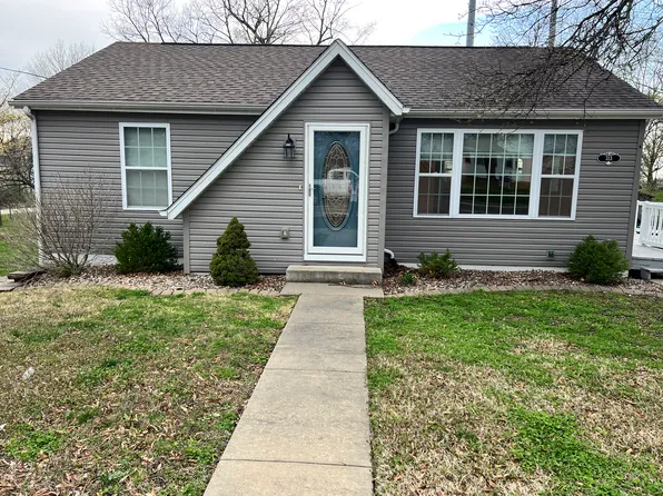 313 S Main St, Shiloh, IL 62269