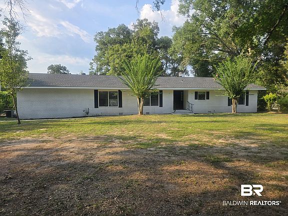 3rd image of 18743 Keller Rd