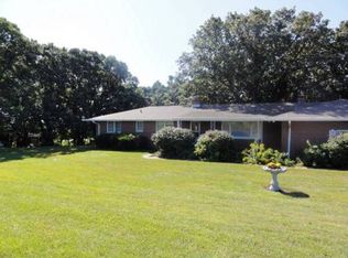 7229 Rainwood Rd, Omaha, NE 68122