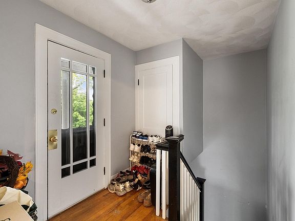 5th image of 46 Brookline St