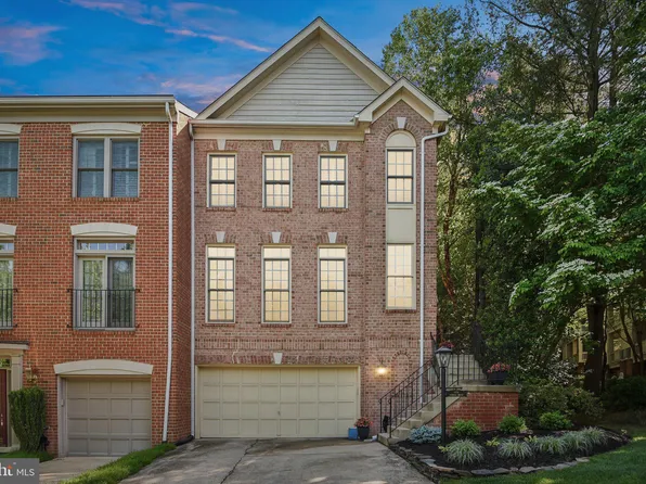 1331 Sundial Dr, Reston, VA 20194