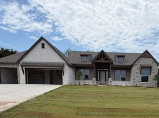 2202 E 45th Pl S, Sand Springs, OK 74063