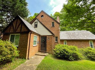 2 Park Valley Rd, Silver Spring, MD 20910