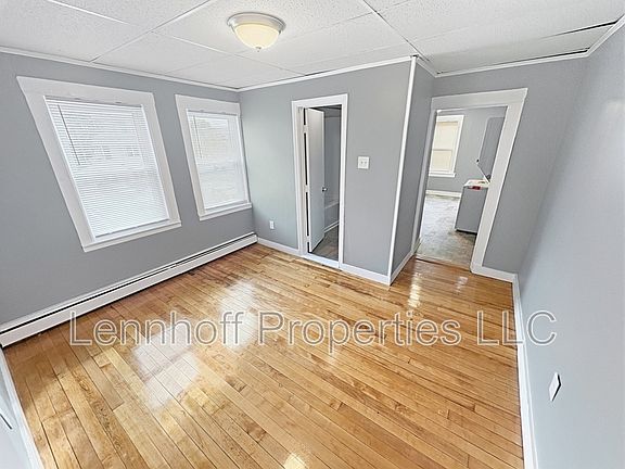 3rd image of 72-74 Portland St #2L