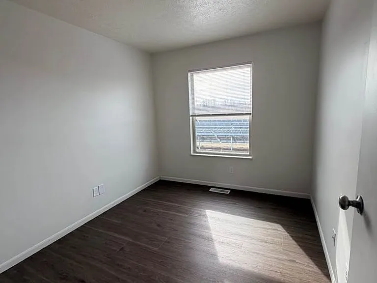 Jefferson Crossing Townhomes — Photo 52
