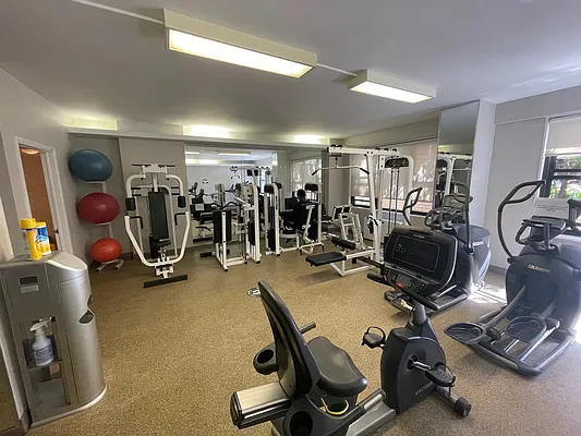 Rented by Manhattan Realty Group | media 8