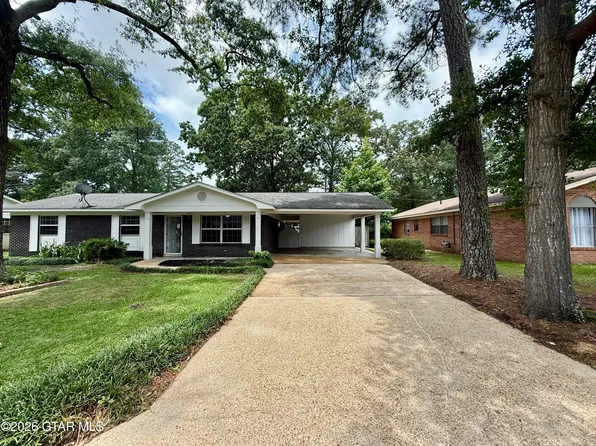 705 Emerald Dr, Columbus, MS 39702