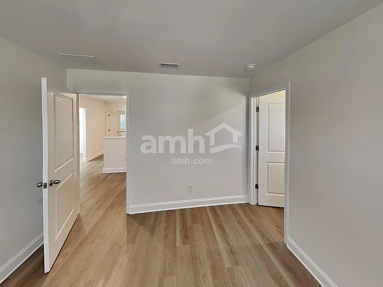 6067 Rosemore Ln — Photo 30