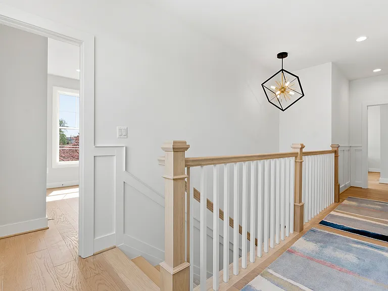 6806 Farragut Ave — Photo 39