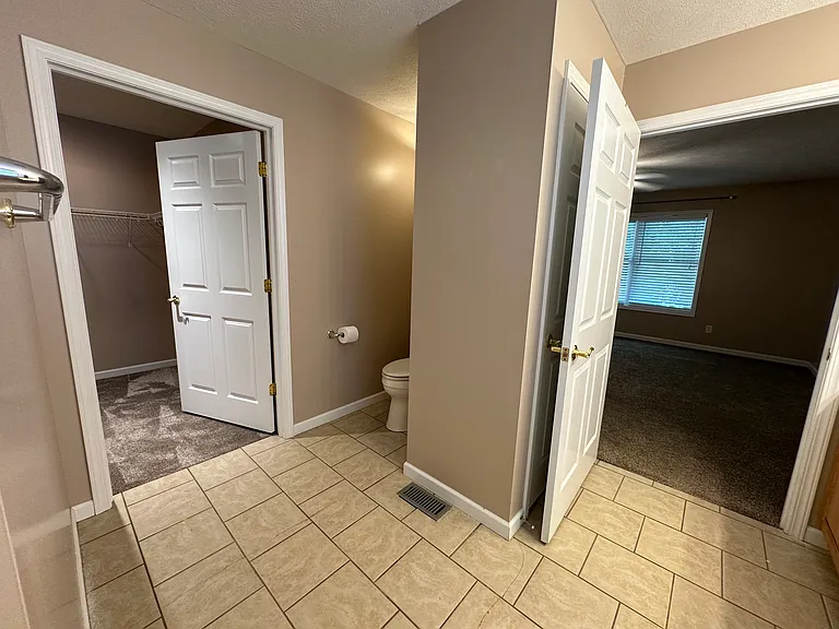 105 Southridge Villages Ave #105 — Photo 7