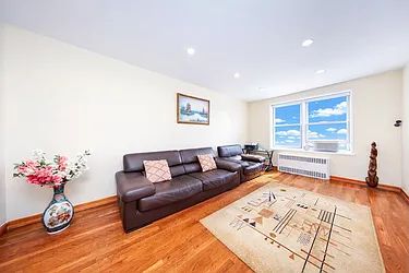 3025 Ocean Avenue #6 image 1 of 24
