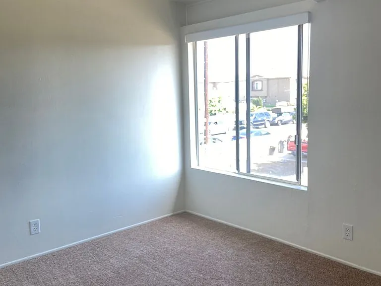 10511 Lexington St — Photo 8