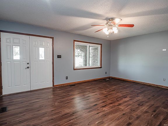 5th image of 9227 Eastlake Dr