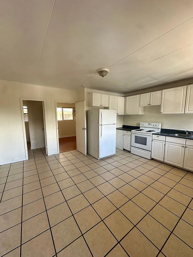 302 Ohai Place — Photo 1