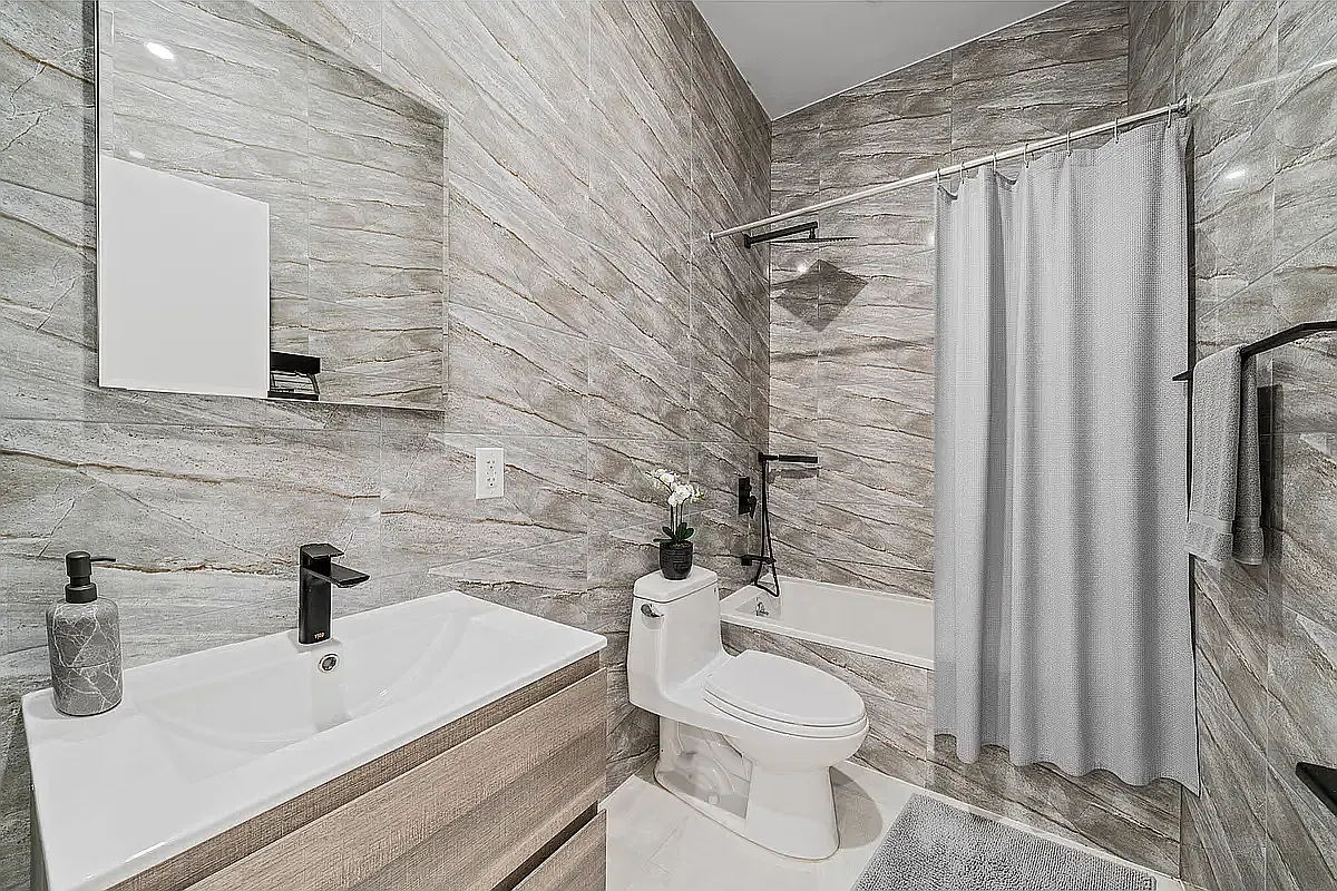 344 Lexington Avenue — Photo 4