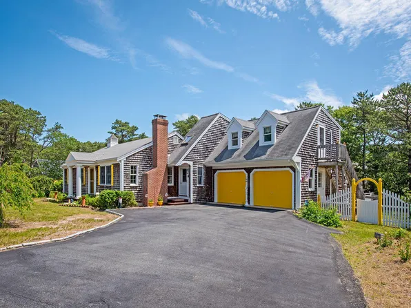 25 Uplands Drive, Wellfleet, MA 02667
